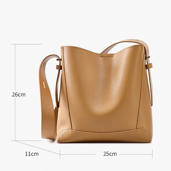 Genuine Leather Crossbody & Shoulder Oversized Bucket Bag Genuine Leather Crossbody & Shoulder Oversized Bucket Bag