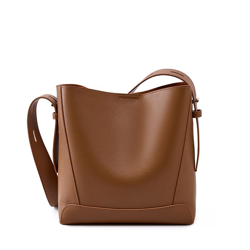 Genuine Leather Crossbody & Shoulder Oversized Bucket Bag Genuine Leather Crossbody & Shoulder Oversized Bucket Bag